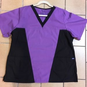 Scrub top Large